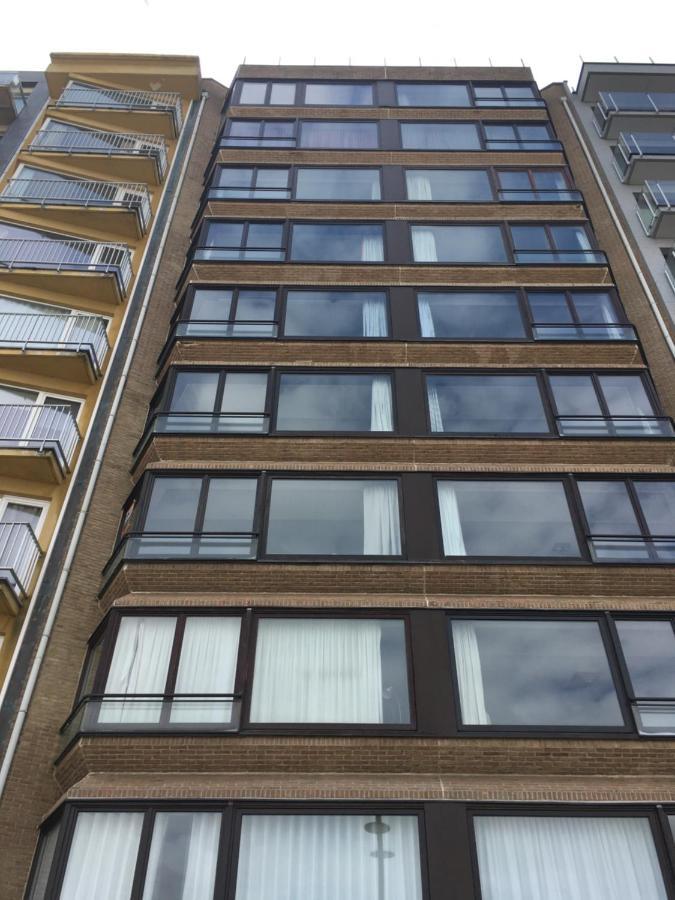 Appartement Spacieux Vue Sur Mer Бланкенберге Екстериор снимка
